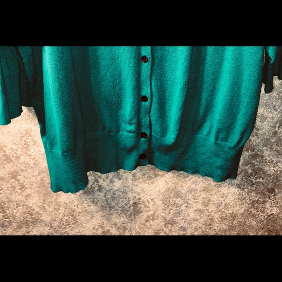 Lane Bryant size 18/20 button up cardigan - Picture 4 of 6